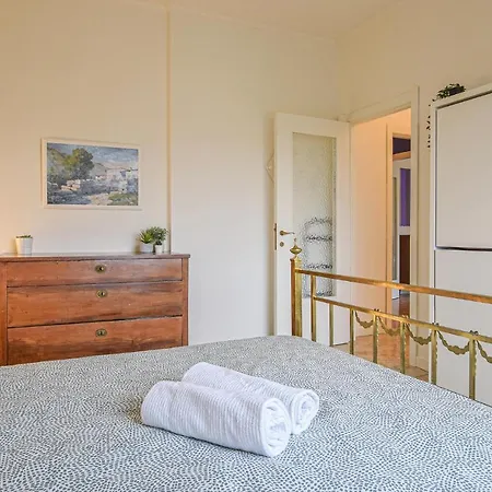 Daire Gorgeous Apartment In Chiavari With Wifi *