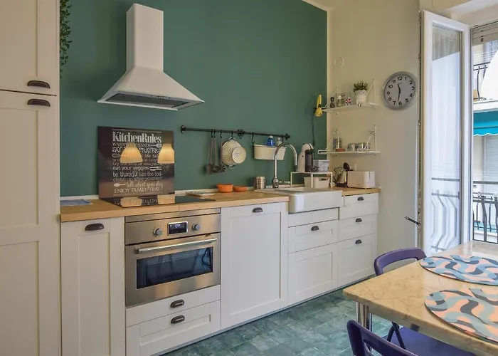 2 Bedroom Lovely In Lejlighed Chiavari