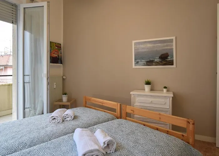 2 Bedroom Lovely In * Chiavari